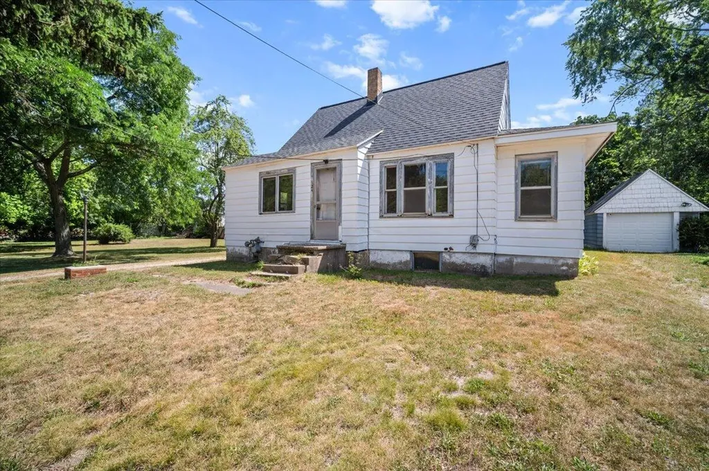 1240 Plymouth Avenue NE Grand Rapids City MI 49505