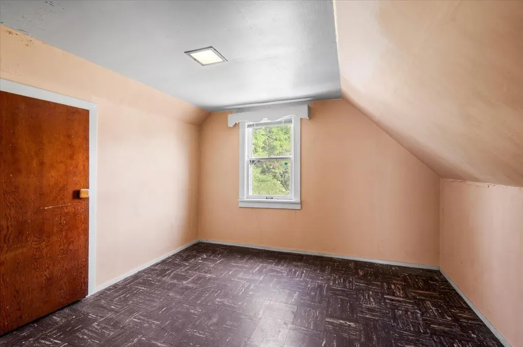 1240 Plymouth Avenue NE Grand Rapids City MI 49505