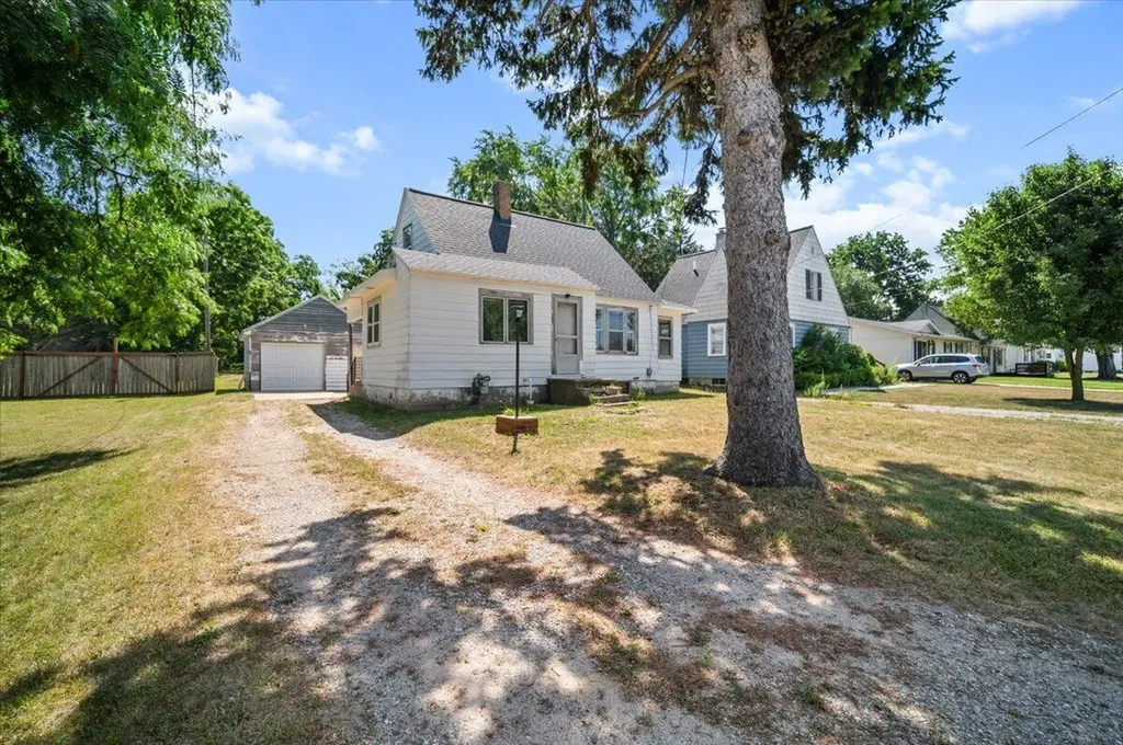 1240 Plymouth Avenue NE Grand Rapids City MI 49505