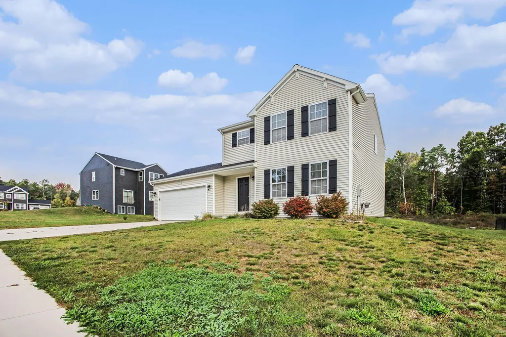 10841 Carmen Oak Drive SE Lowell Charter Township MI 49331