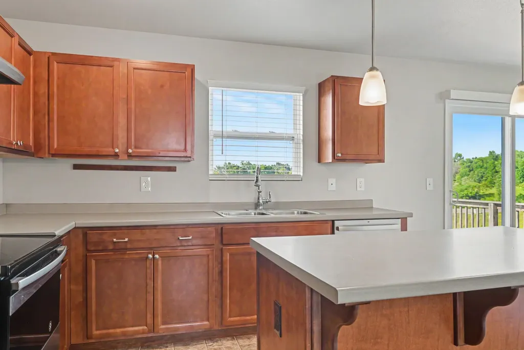 634 E North Street Hastings City MI 49058