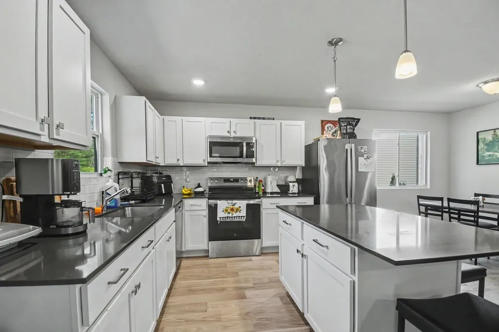 809 Hollyhock Drive Greenville City MI 48838