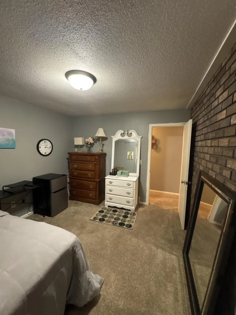 1521 Woodhill Court SW Wyoming City MI 49509