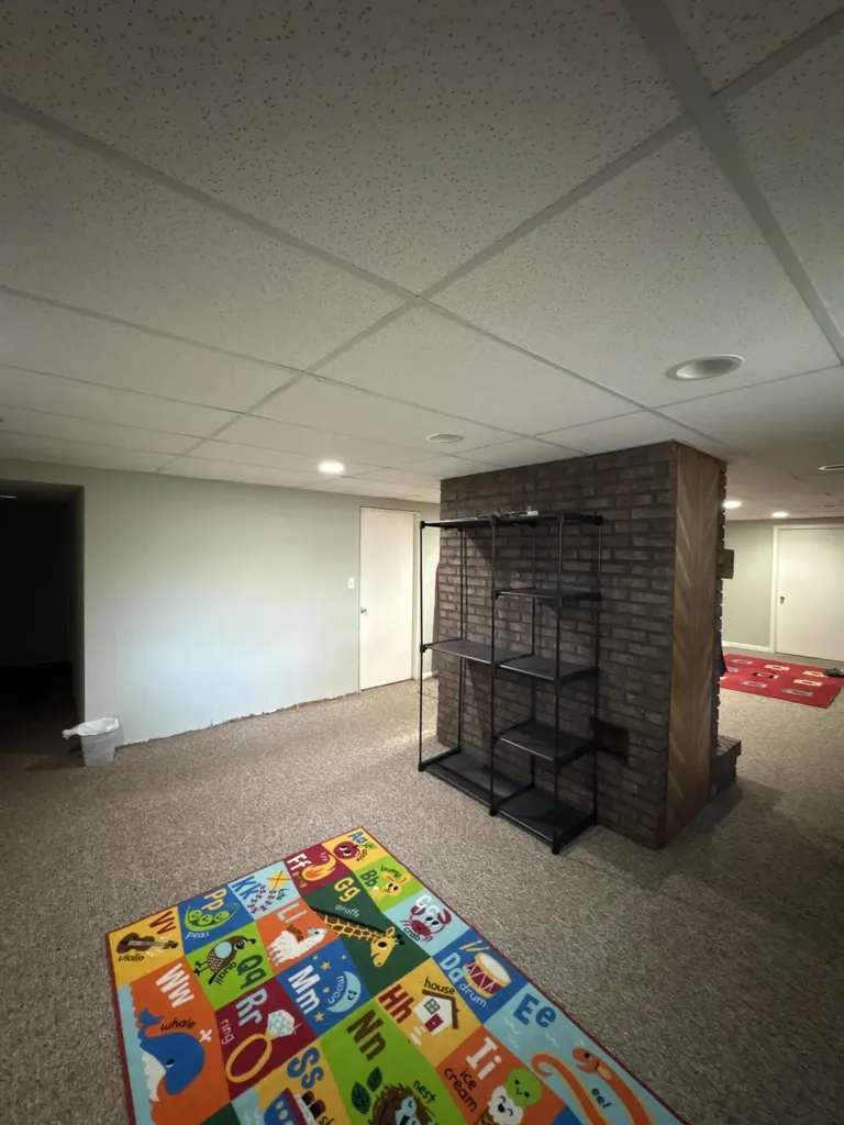 1521 Woodhill Court SW Wyoming City MI 49509