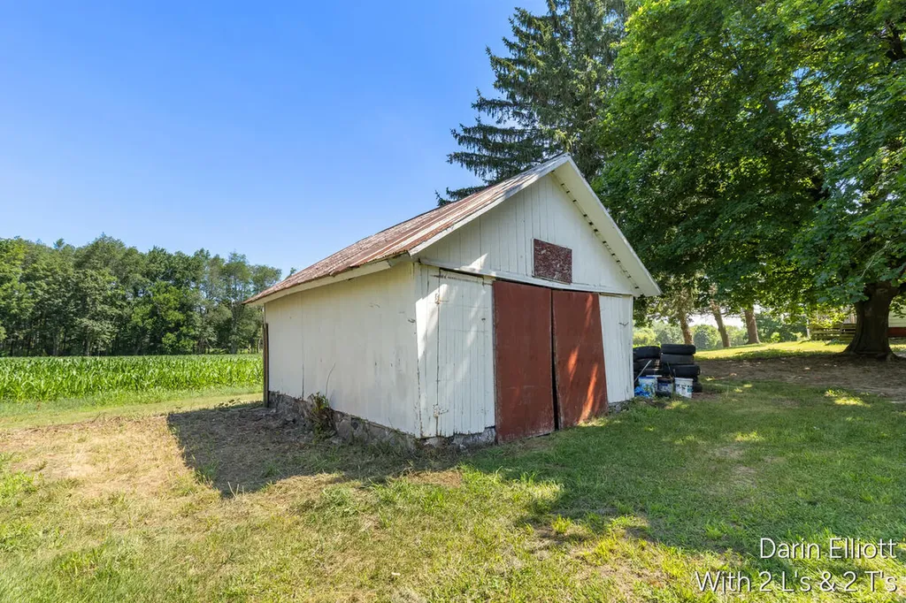 3703 N Cedar Lake Road NE Home Township MI 48829