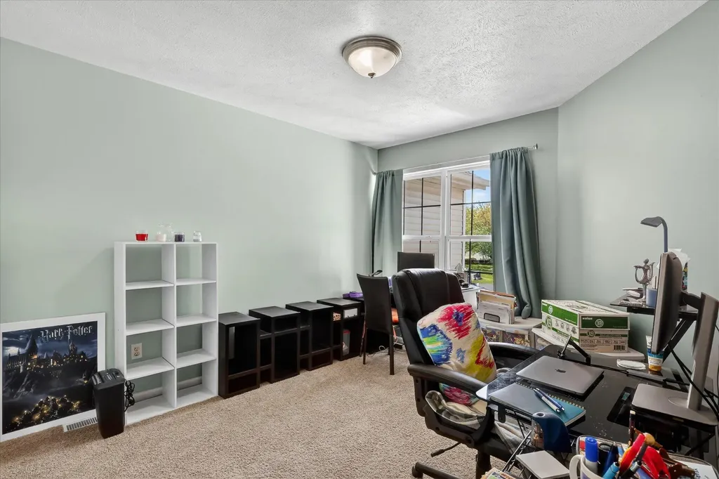 1790 Grand Court NE Grand Rapids Charter Township MI 49525