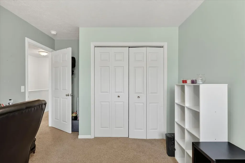 1790 Grand Court NE Grand Rapids Charter Township MI 49525
