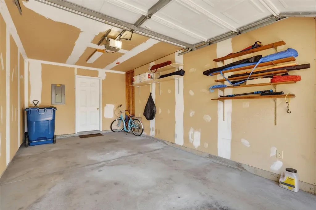 1790 Grand Court NE Grand Rapids Charter Township MI 49525