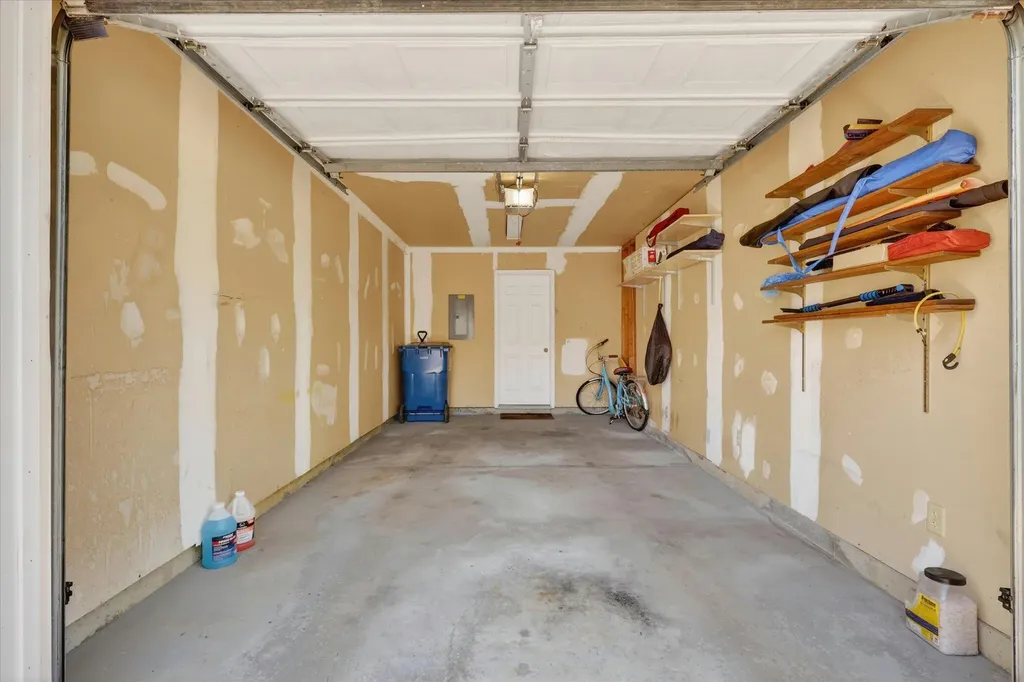 1790 Grand Court NE Grand Rapids Charter Township MI 49525