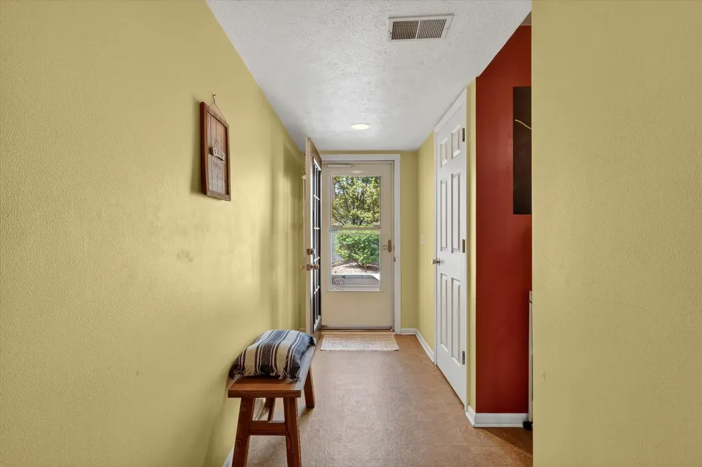 1790 Grand Court NE Grand Rapids Charter Township MI 49525