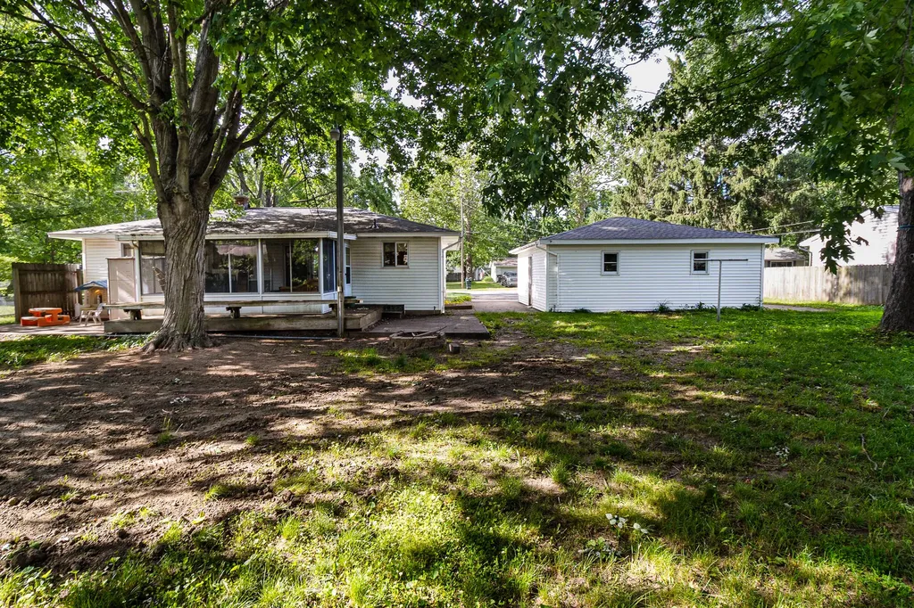 1056 Aster Street Leighton Township MI 49348