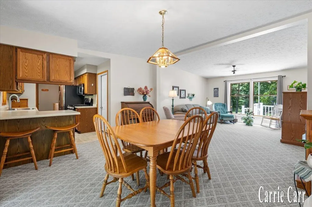 8670 Wolven Avenue NE Plainfield Charter Township MI 49341