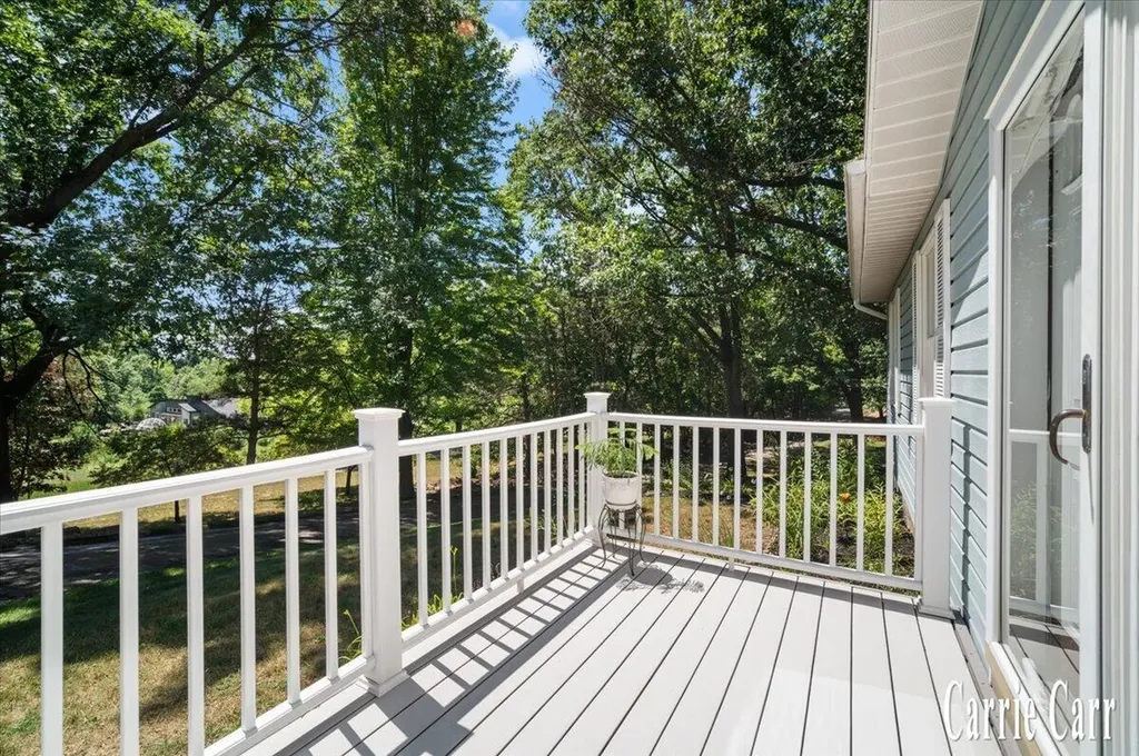 8670 Wolven Avenue NE Plainfield Charter Township MI 49341