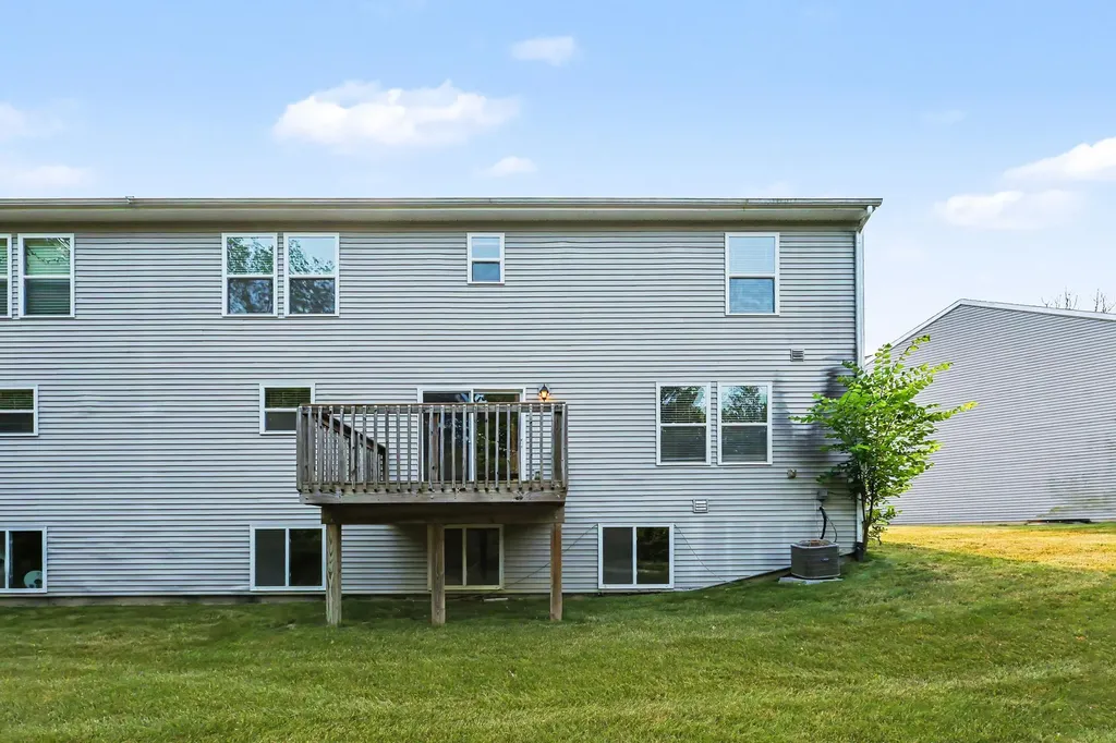 1040 Broken Ridge Drive Delta Charter Township MI 48917