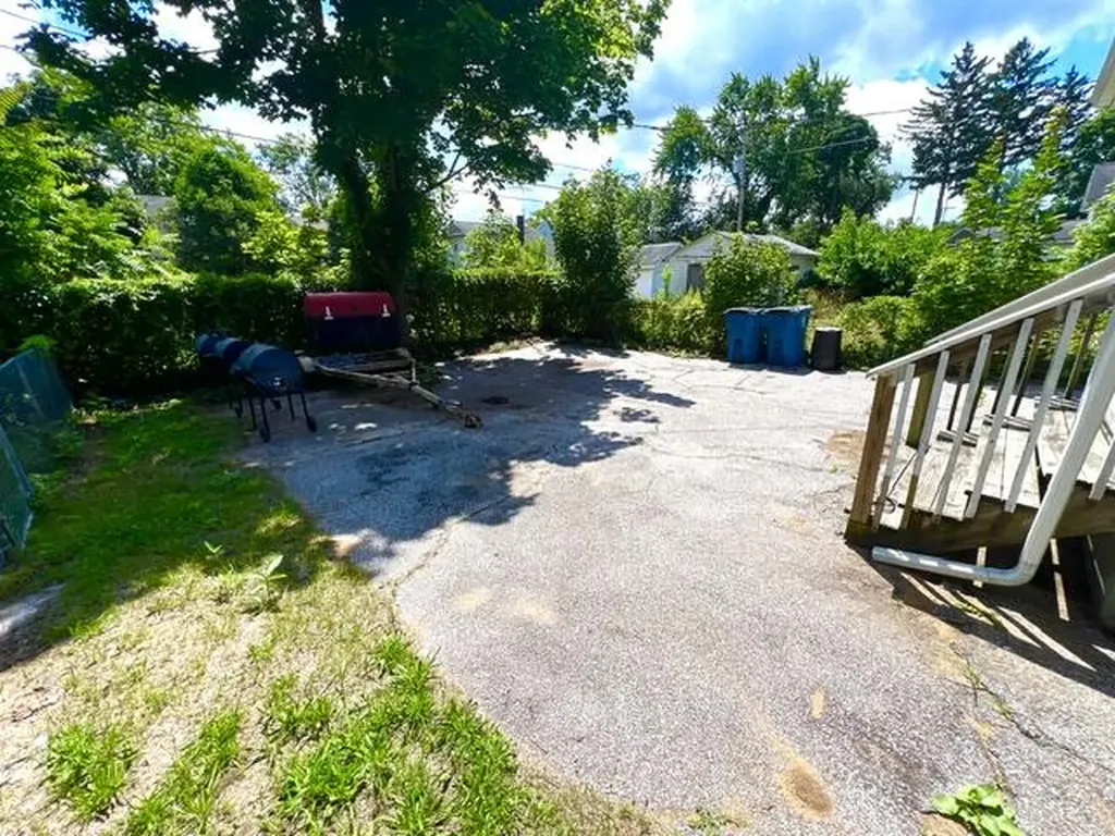 2216 Peck Street Muskegon Heights City MI 49444