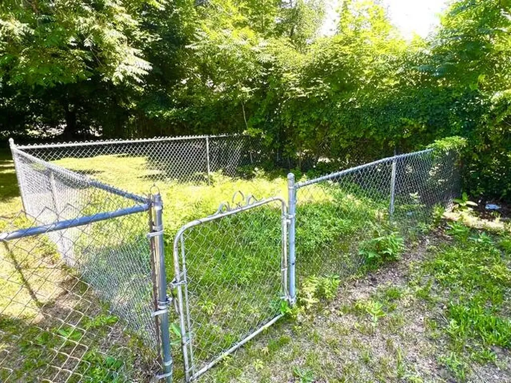2216 Peck Street Muskegon Heights City MI 49444