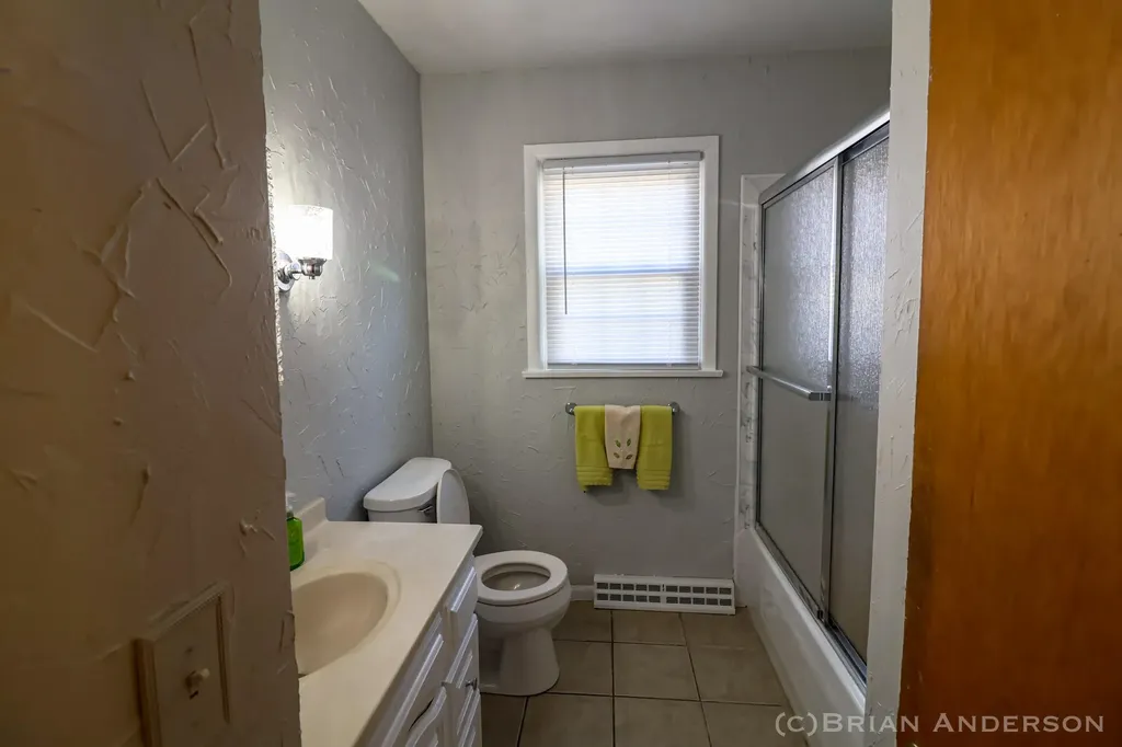 3551 Parkland Avenue SW Wyoming City MI 49509