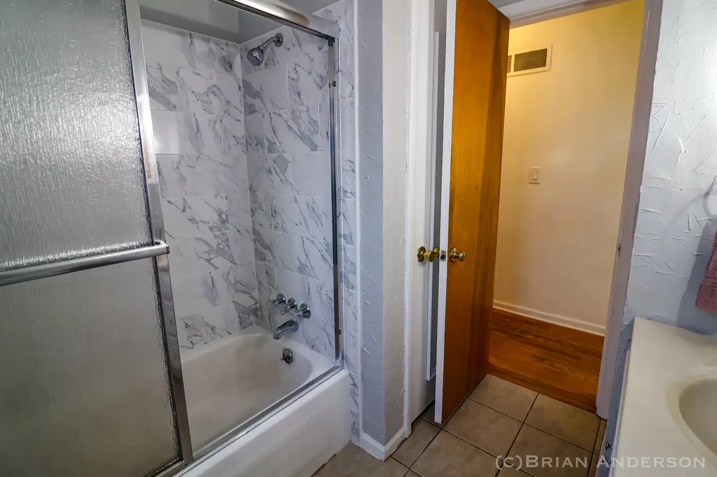 3551 Parkland Avenue SW Wyoming City MI 49509