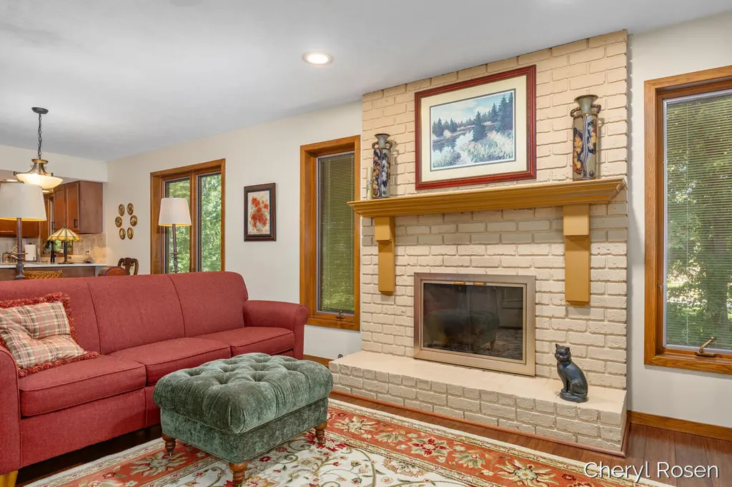 7036 Treetop Lane NE Cannon Township MI 49341