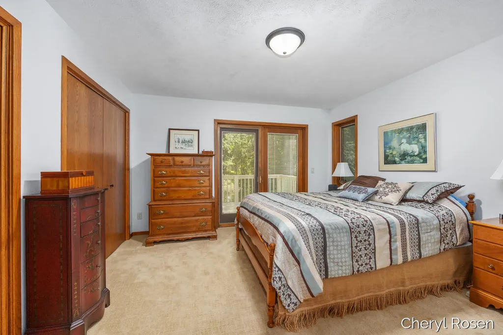 7036 Treetop Lane NE Cannon Township MI 49341