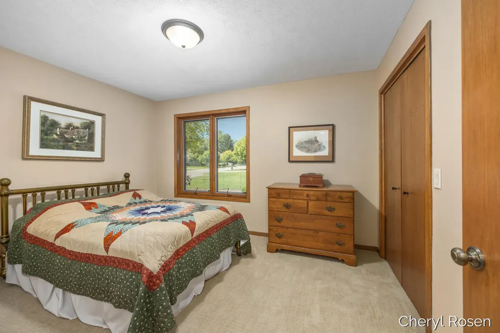 7036 Treetop Lane NE Cannon Township MI 49341
