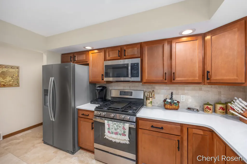 7036 Treetop Lane NE Cannon Township MI 49341
