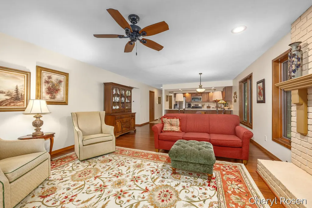 7036 Treetop Lane NE Cannon Township MI 49341
