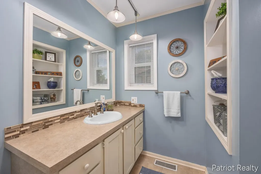 5683 E 92nd Street Croton Township MI 49337