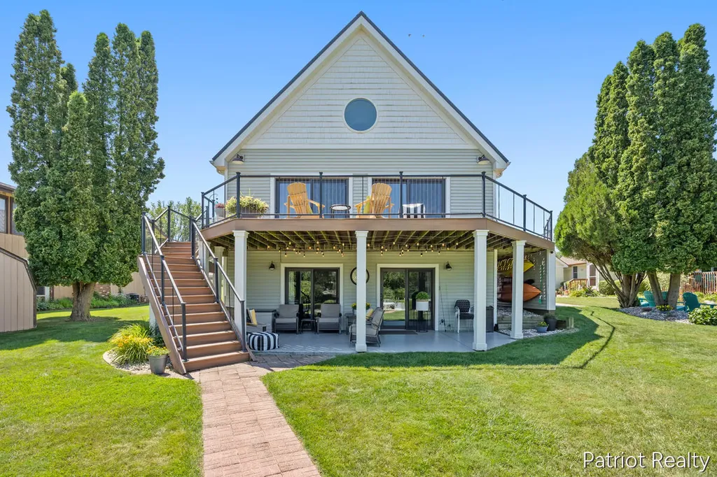 5683 E 92nd Street Croton Township MI 49337