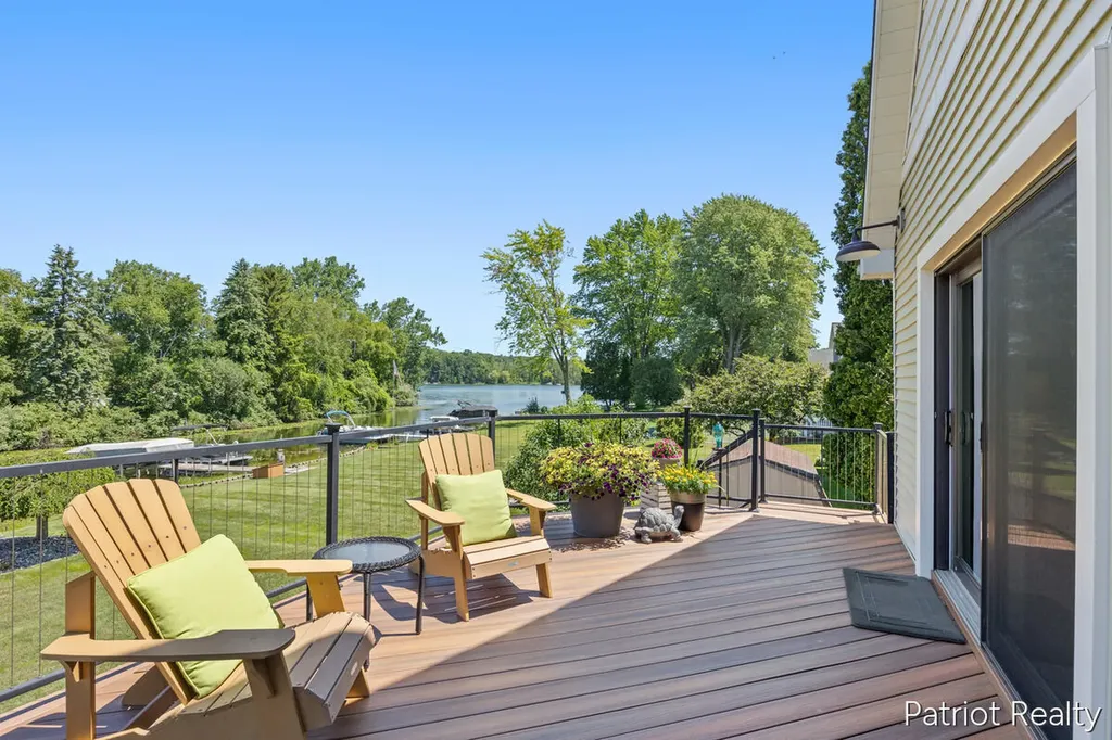 5683 E 92nd Street Croton Township MI 49337