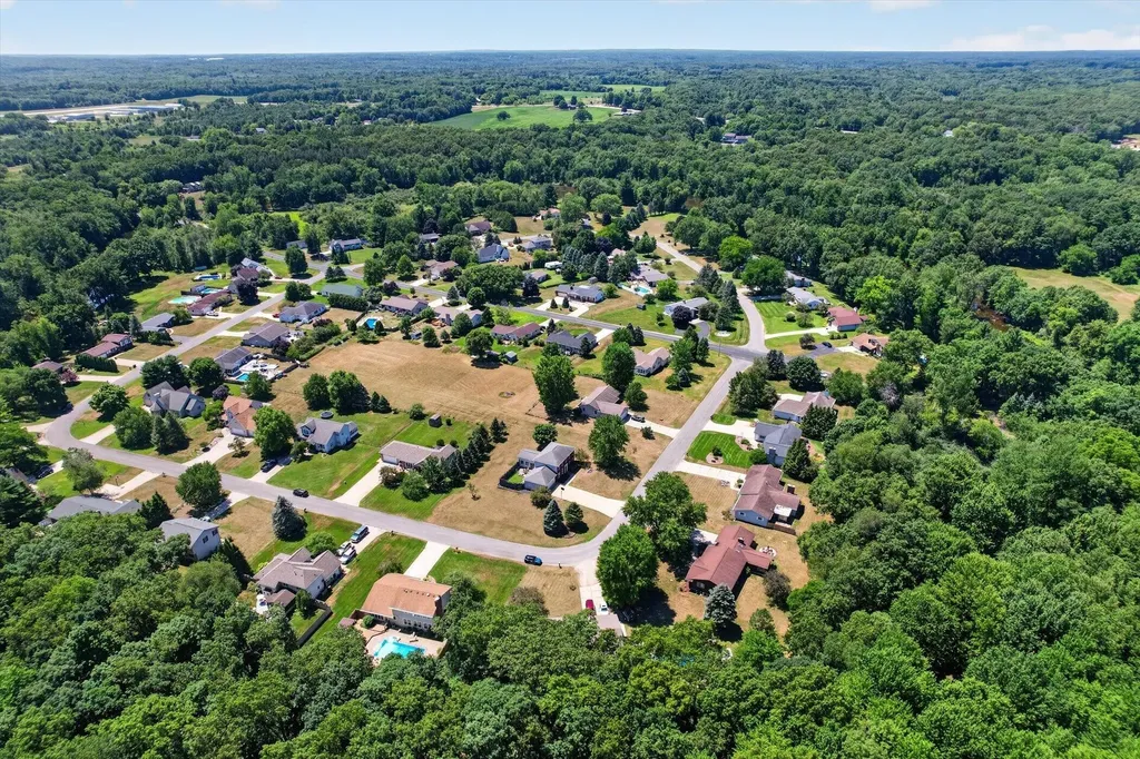 9625 Alfred Place Eureka Township MI 48838