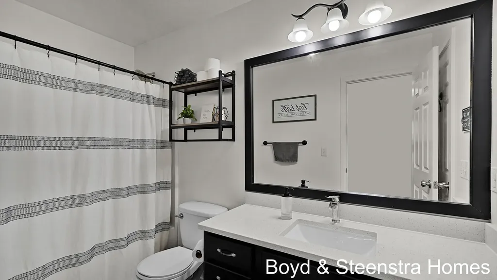 11901 Hickoryrow Drive Holland Charter Township MI 49424