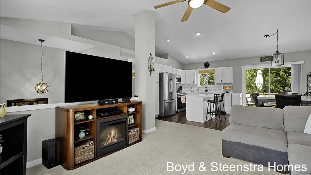 11901 Hickoryrow Drive Holland Charter Township MI 49424