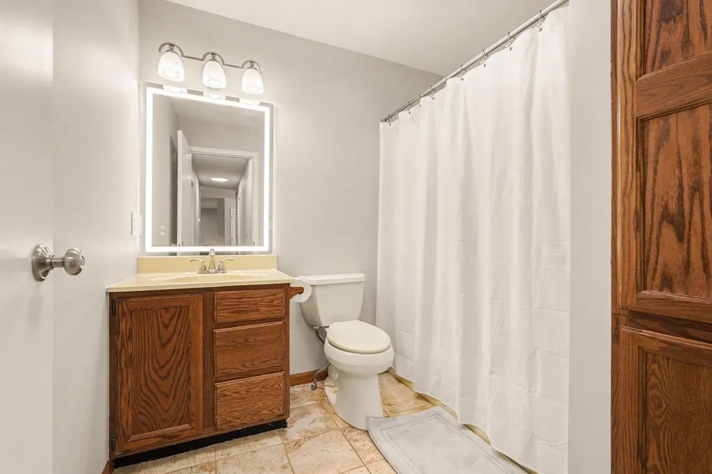 15843 Brucker Street Grand Haven Charter Township MI 49417