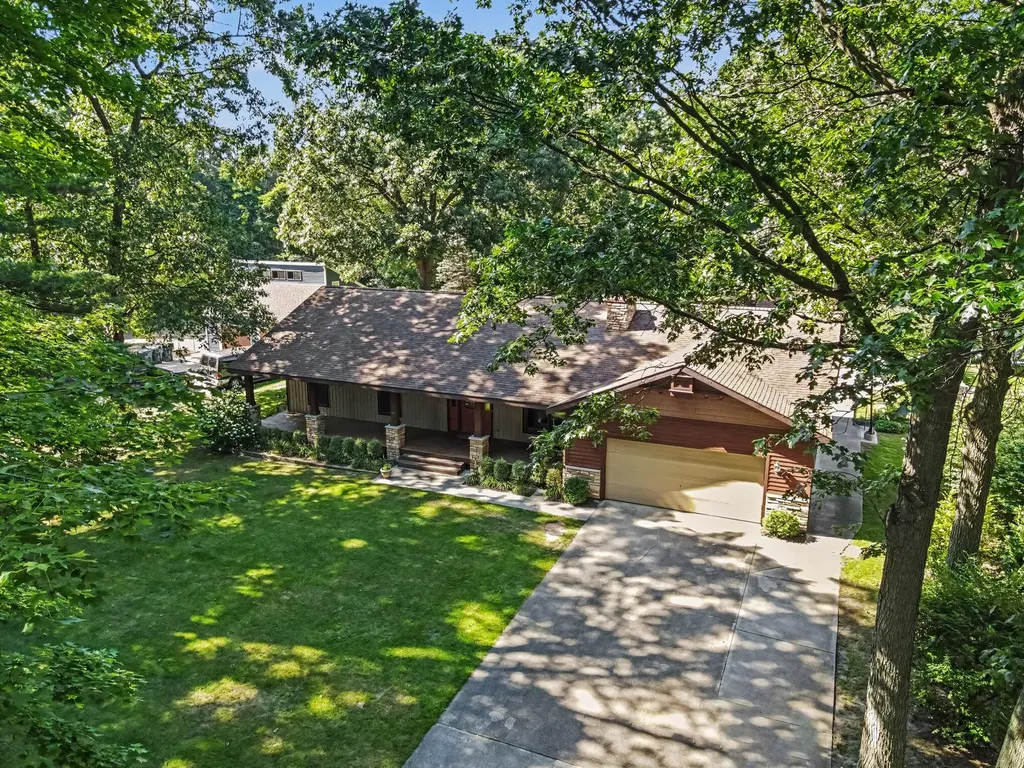 15843 Brucker Street Grand Haven Charter Township MI 49417