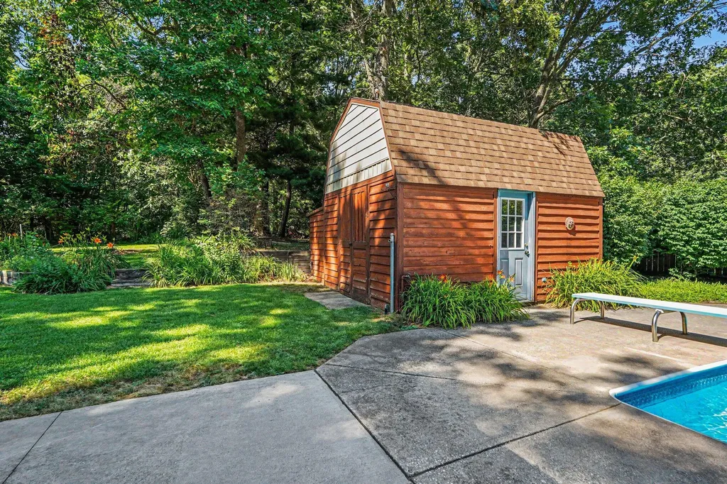 15843 Brucker Street Grand Haven Charter Township MI 49417
