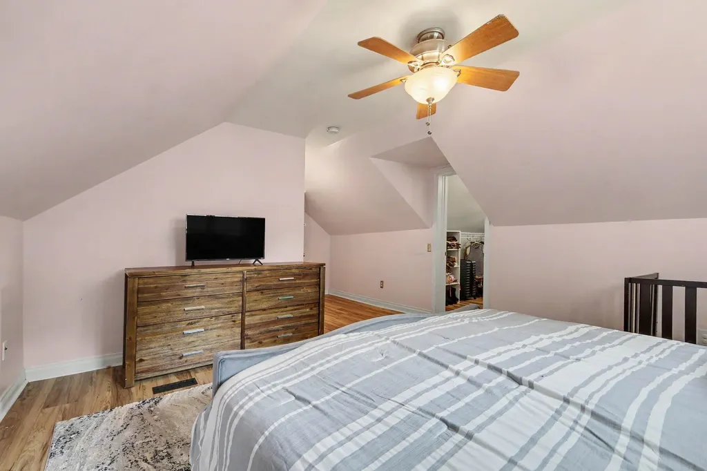 2515 Eastern Avenue SE Grand Rapids City MI 49507