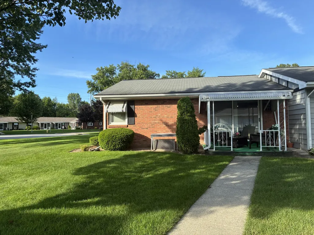 896 Andover Court SE Kentwood City MI 49508