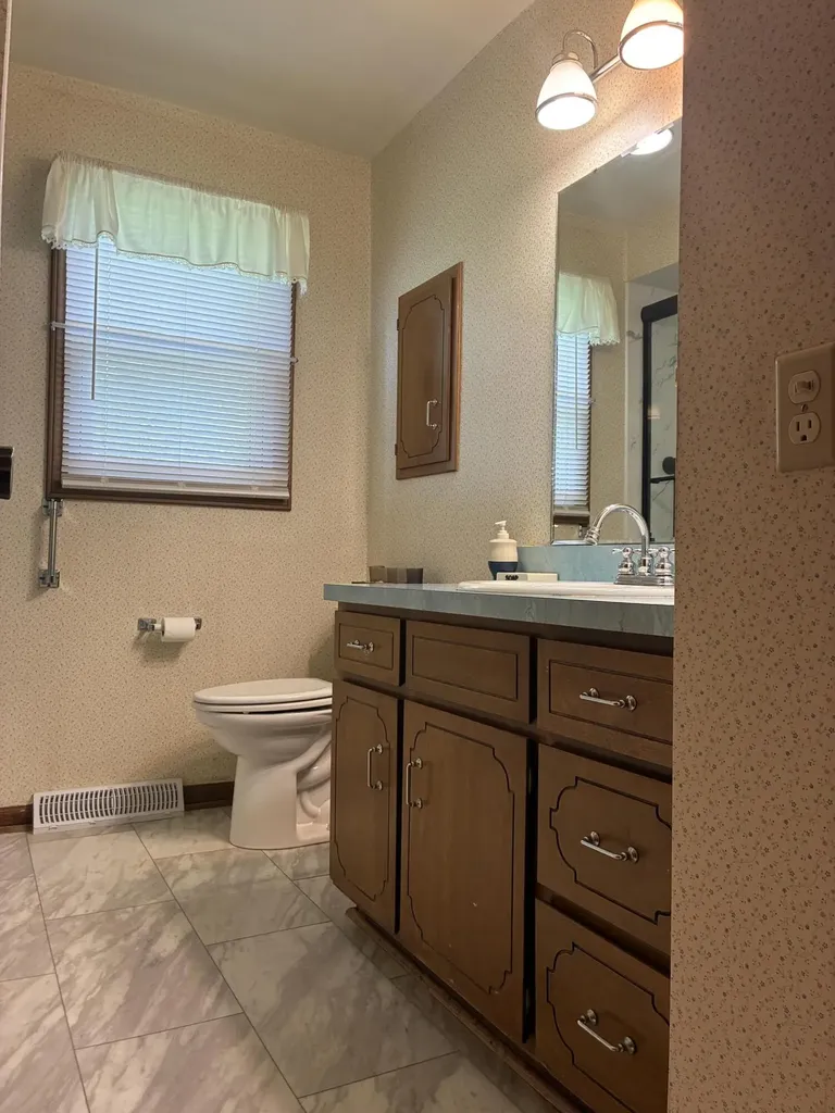 896 Andover Court SE Kentwood City MI 49508