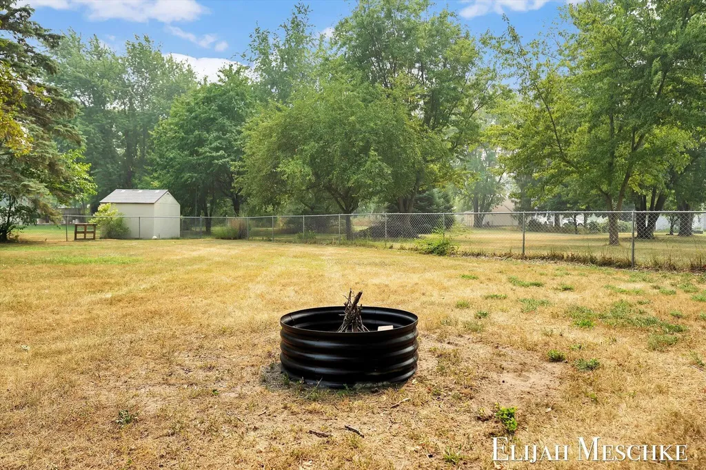 6873 11th Avenue Georgetown Charter Township MI 49428