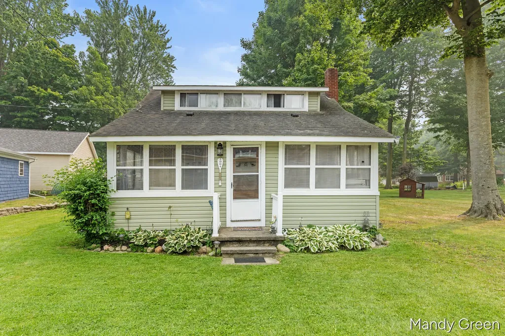 2004 Mildred Street Crystal Township MI 48818
