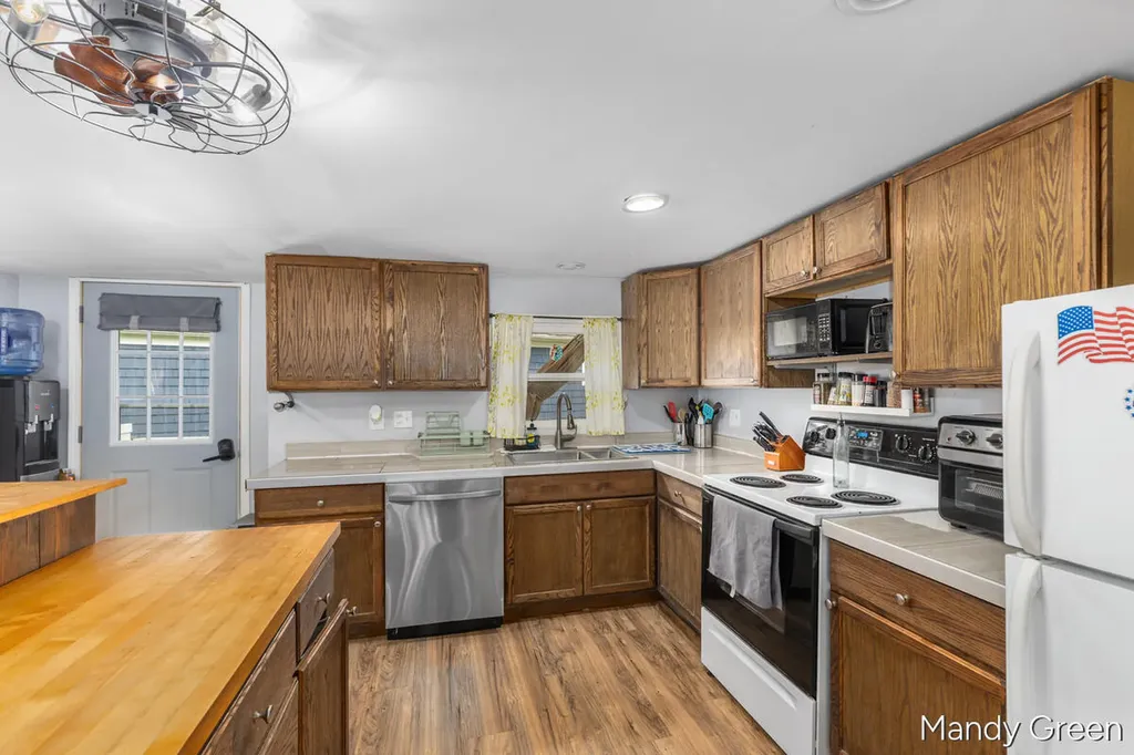 2004 Mildred Street Crystal Township MI 48818
