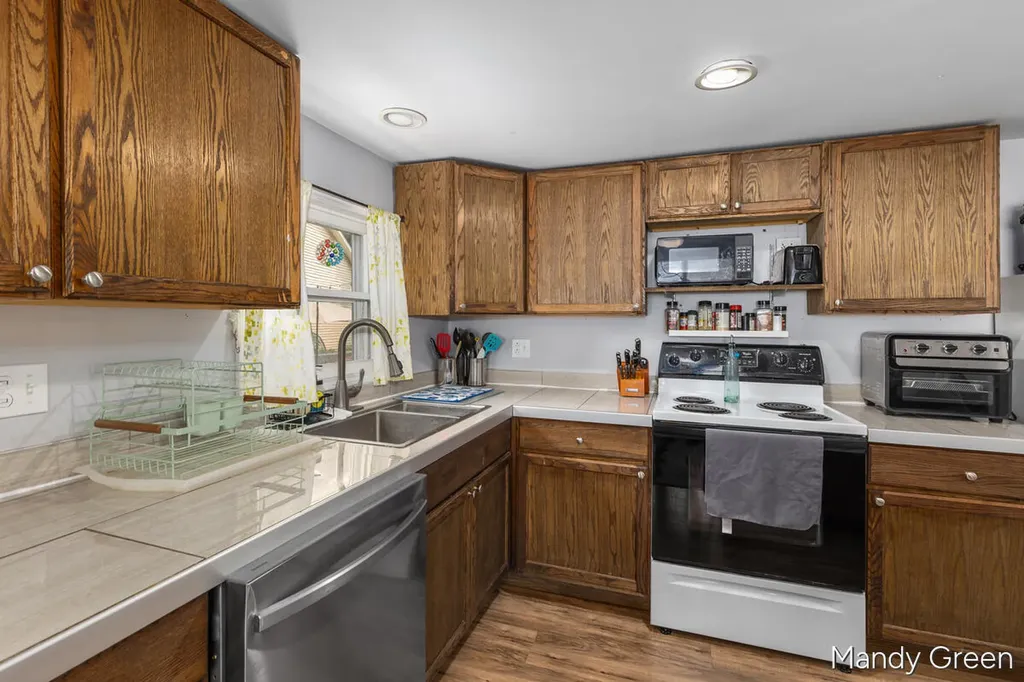 2004 Mildred Street Crystal Township MI 48818