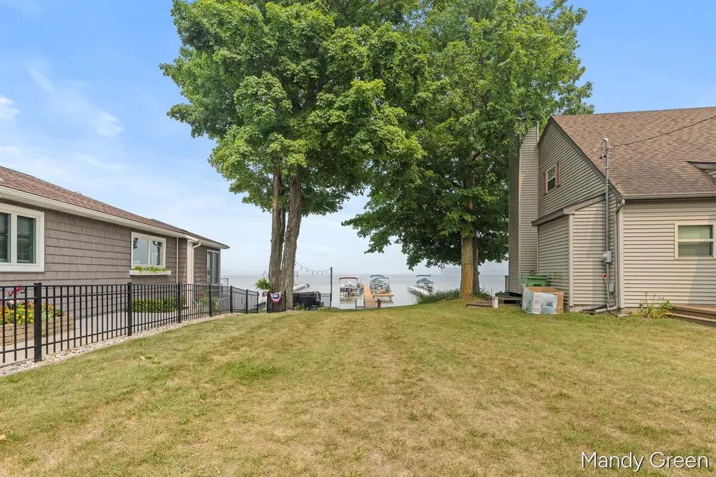 2004 Mildred Street Crystal Township MI 48818