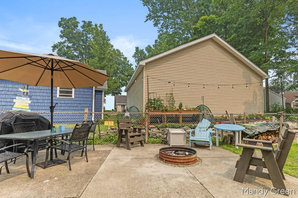 2004 Mildred Street Crystal Township MI 48818