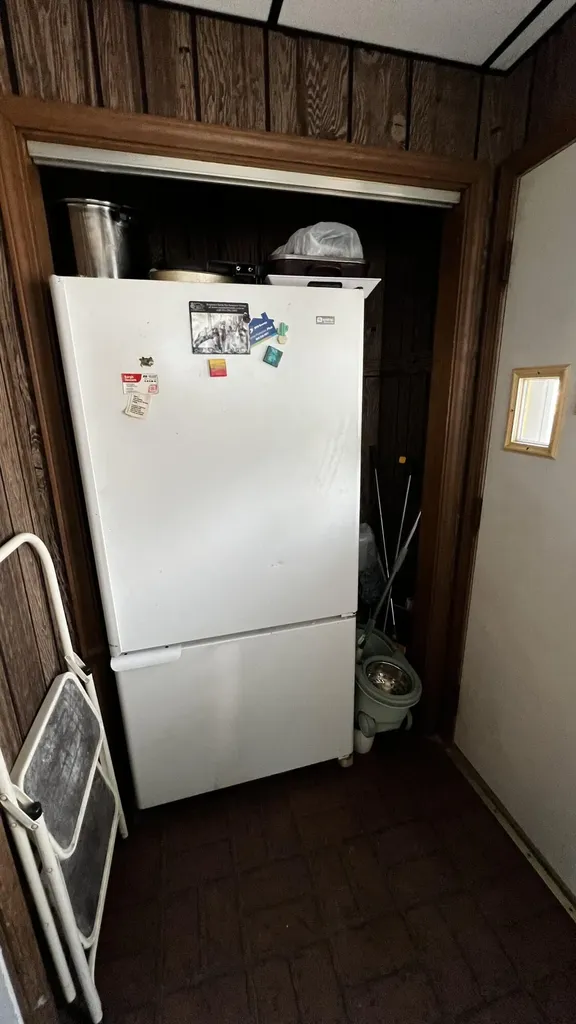 3256 Hillcroft Avenue SW Wyoming City MI 49548