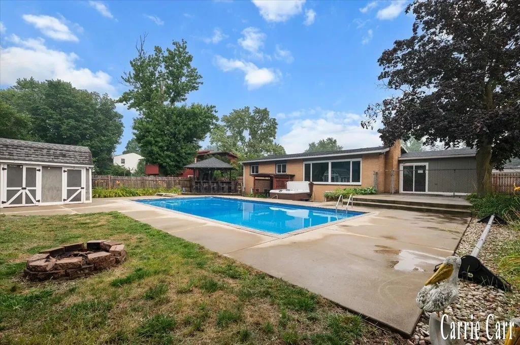 2751 Northville Drive NE Plainfield Charter Township MI 49525