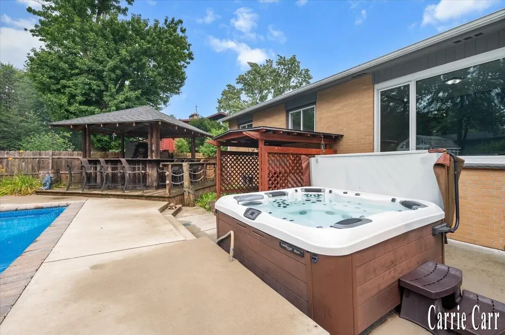 2751 Northville Drive NE Plainfield Charter Township MI 49525