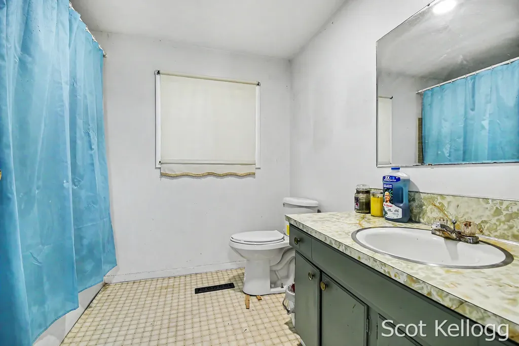 4118 16th Street Dorr Township MI 49323