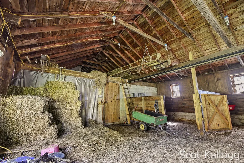 4118 16th Street Dorr Township MI 49323